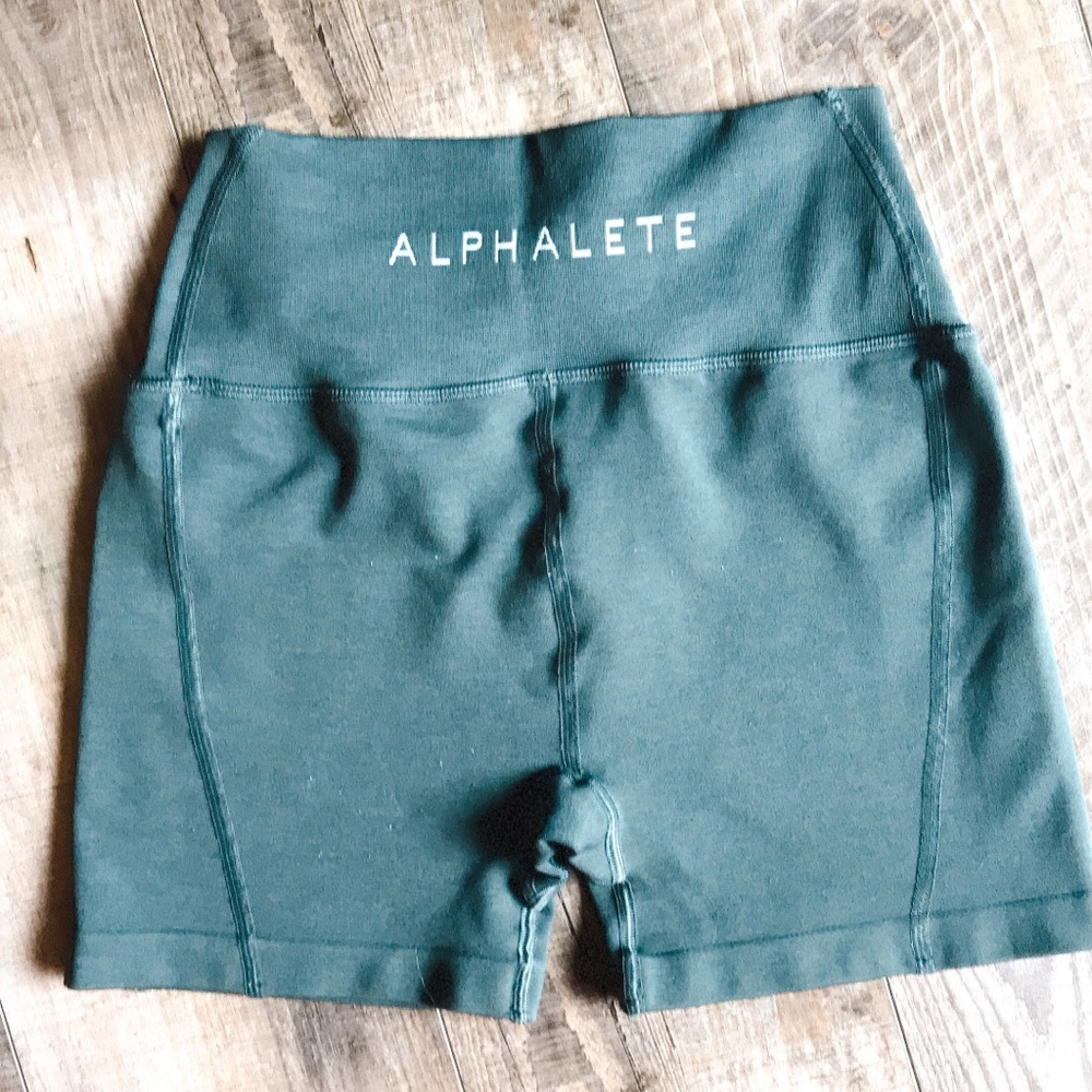 Alphalete Revival R6 Shorts - Urban Chic - Medium
